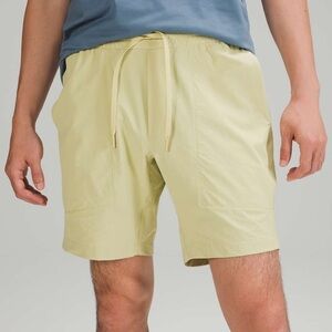 LULULEMON Mens Bowline Shorts 8” Stretch Ripstop Dew Green Medium Pockets